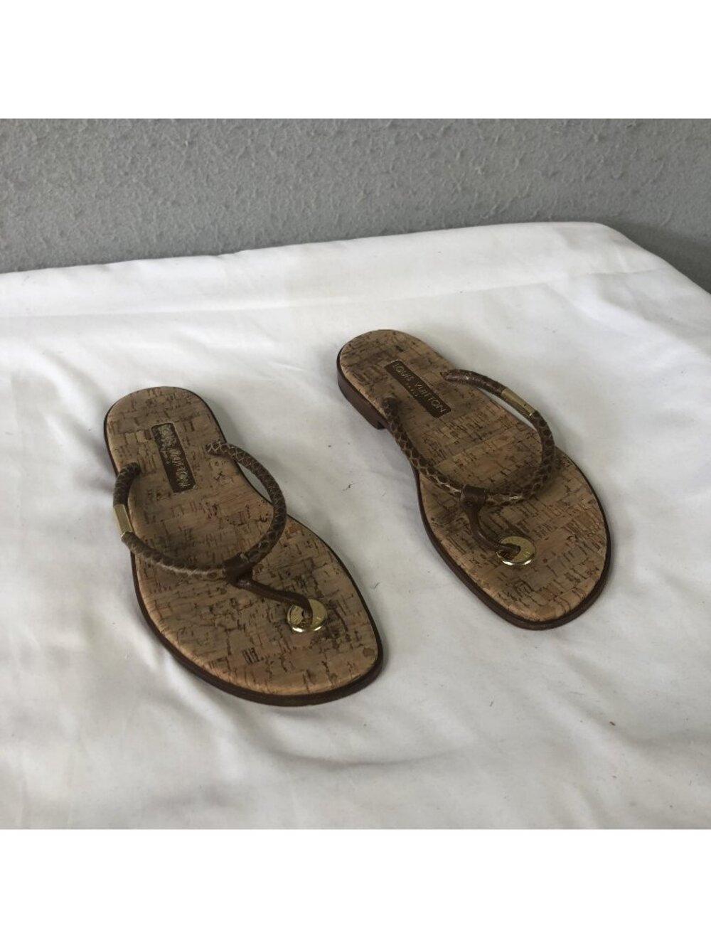 Louis Vuitton Sandals Womens Size 6 Brown Cork Thong Leather Flat Italy